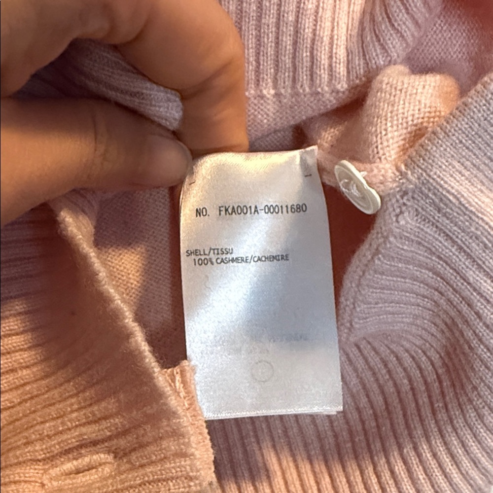 Thom Browne Light Pink Cashmere Sweater - Picture 6 of 8